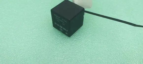 Mercedes-Benz GLC X253 C253 Other relay A0009822723