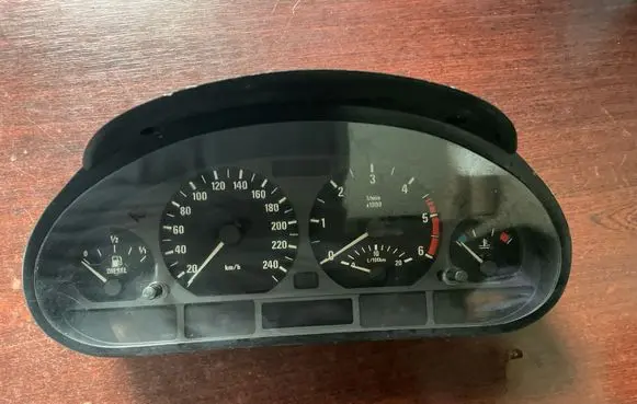 BMW 3 E46 Speedometer (instrument cluster) 6906890
