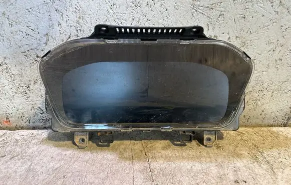 Volvo XC40 Speedometer (instrument cluster) 32356877 T0669891 094370U
