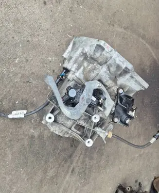 Ford Focus Manual 6 speed gearbox JX6R7002BHB 130718121915