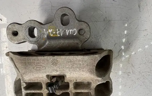 Ford Transit Custom Gearbox mount GK217M124CB
