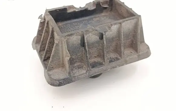 BMW X1 E84 Jacking socket point 7123311