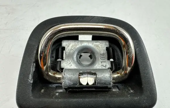 Audi A3 S3 8V Tie down hook / loop 8V0863503B