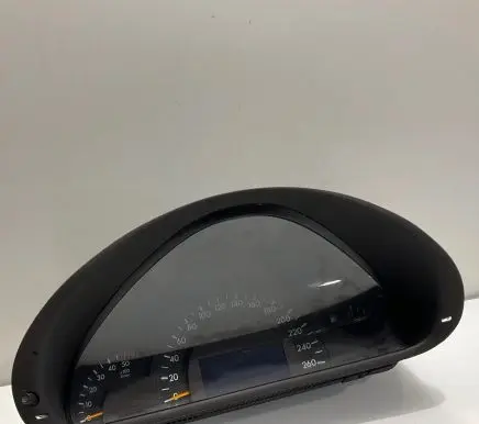 Mercedes-Benz C W203 Speedometer (instrument cluster) A2035401347 110080183