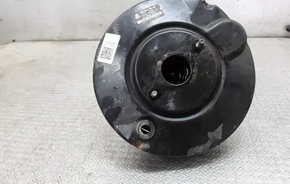 Skoda Octavia Mk2 (1Z) Brake booster 1K1614105AN