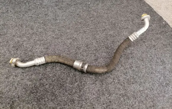 Volvo V60 Air conditioning (A/C) pipe/hose 31497424