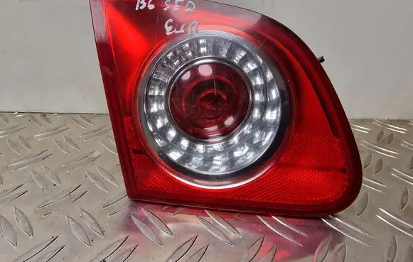 Volkswagen PASSAT B6 Tailgate rear/tail lights 3C5945093C