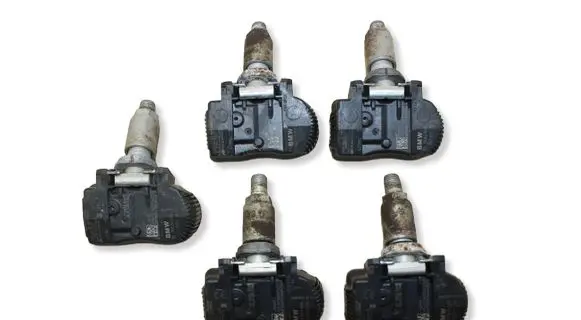BMW 3 F30 F35 F31 Tire pressure sensor 707355 A2C97432502 31724569