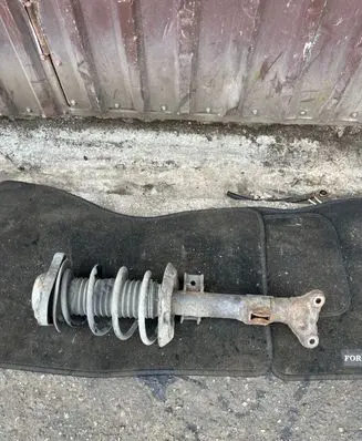 Mercedes-Benz E W212 Front shock absorber with coil spring A2123203913