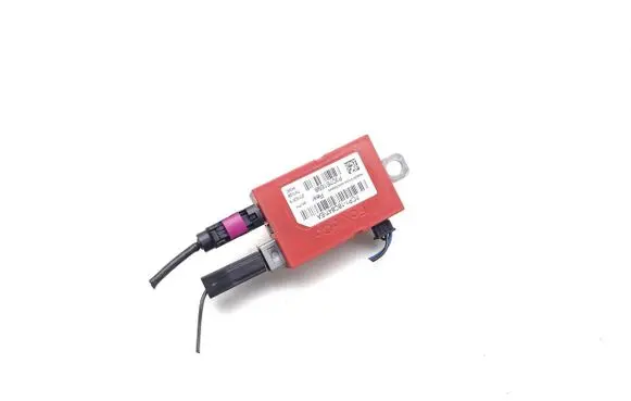 Volvo V40 Aerial antenna amplifier P30761698 30761698 7CP118C847EA