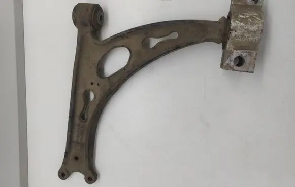 Volkswagen Touran I Front lower control arm/wishbone 1K0407153G 1K0407152AC