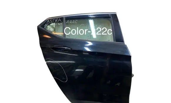 Opel Astra K Rear door