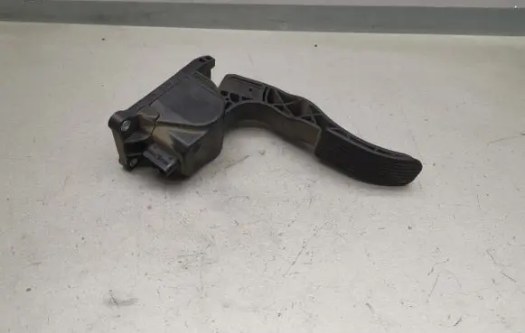 Mercedes-Benz Vito Viano W639 Accelerator throttle pedal 0280755025 A9063000304