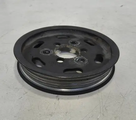 Volkswagen PASSAT B5.5 Power steering pump pulley 038145255