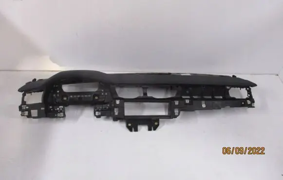 Audi A3 S3 A3 Sportback 8P Radio/GPS head unit trim 