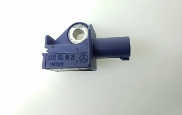 Mercedes-Benz C W204 Airbag deployment crash/impact sensor A2128204926