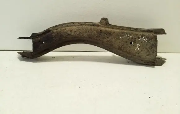 Rear control arm