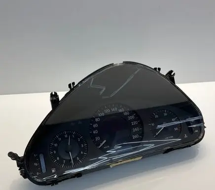 Mercedes-Benz E W211 Speedometer (instrument cluster) A2115400347 110080284003 008521