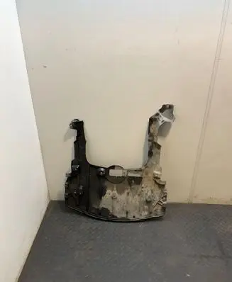 BMW 3 E90 E91 Engine splash shield/under tray 7117369