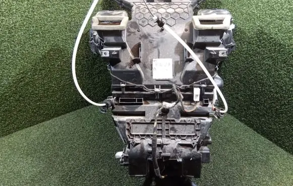 Interior heater climate box assembly