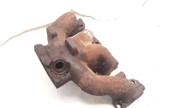 Opel Corsa B Exhaust manifold 90400043