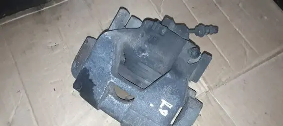 Renault Laguna III Front brake caliper