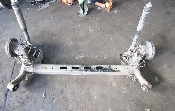 Suzuki Swift III Rear axle beam MK8