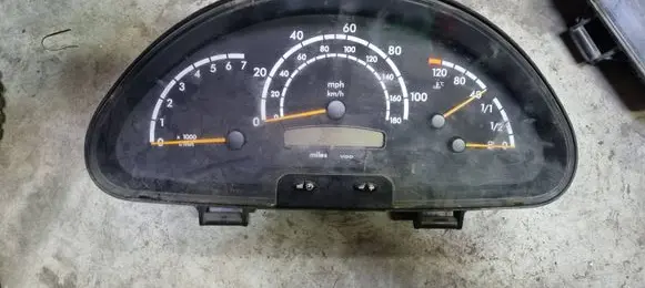 Mercedes-Benz Sprinter W901 W902 W903 W904 Speedometer (instrument cluster) A0014468721 519435