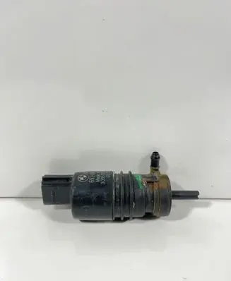 BMW X5 E70 Windscreen/windshield washer pump 693416001 3095102