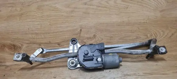 Front wiper linkage and motor
