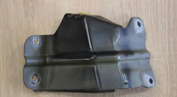 Chevrolet Captiva Fender mounting bracket