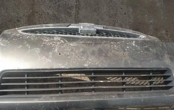 Chevrolet Epica Front bumper lower grill