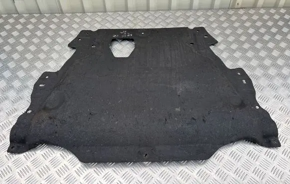 Ford Galaxy Engine splash shield/under tray