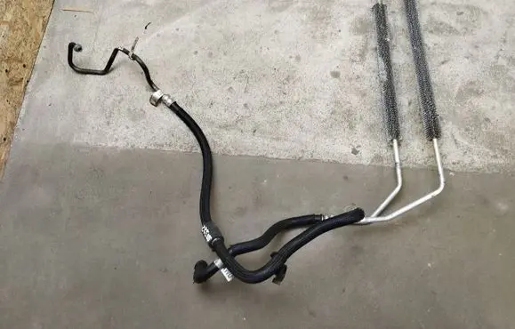 Jaguar XF X250 Engine coolant pipe/hose DW933L602AB