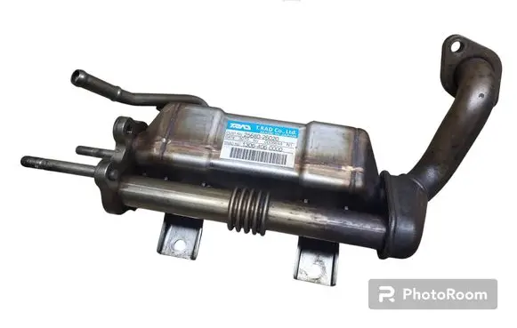 Toyota RAV 4 (XA30) EGR valve cooler 2568026020