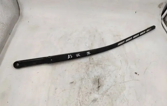 Audi A3 S3 8P Front wiper blade arm 8P2955407a