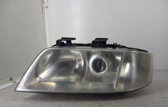 Audi A6 S6 C5 4B Headlight/headlamp 
