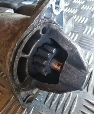 Mazda 626 Starter motor
