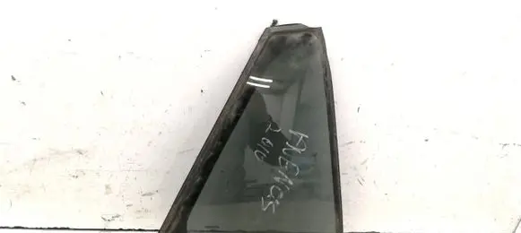 Rear vent window glass