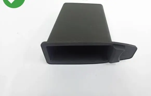 Mercedes-Benz C W204 Dashboard storage box/compartment A2046830075