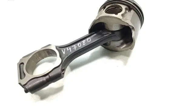 SsangYong Rodius Piston with connecting rod 