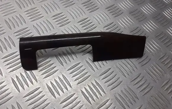 BMW 3 E46 Dashboard lower bottom trim panel 8203825