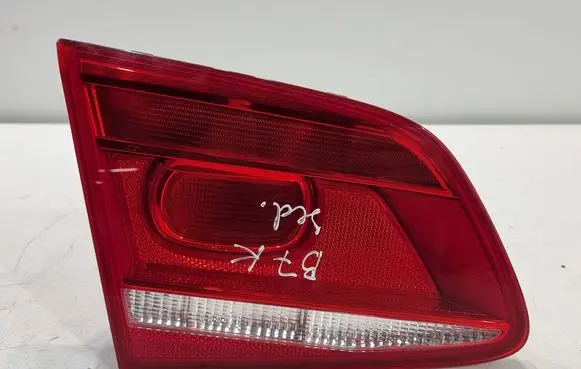 Volkswagen PASSAT B7 Tailgate rear/tail lights 3AE945093K