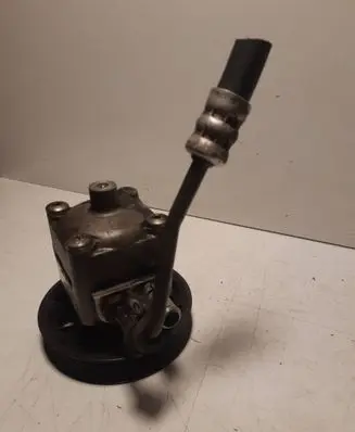Volvo S60 Power steering pump 30741790 7613955158