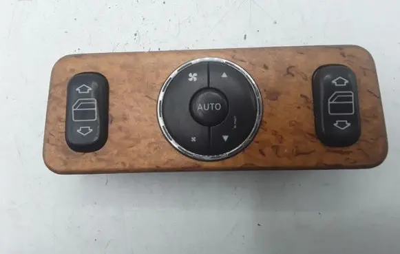 Mercedes-Benz ML W163 Climate control unit A1638200697