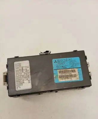 Mitsubishi Endeavor Fuse module MN141424 311041192 9108