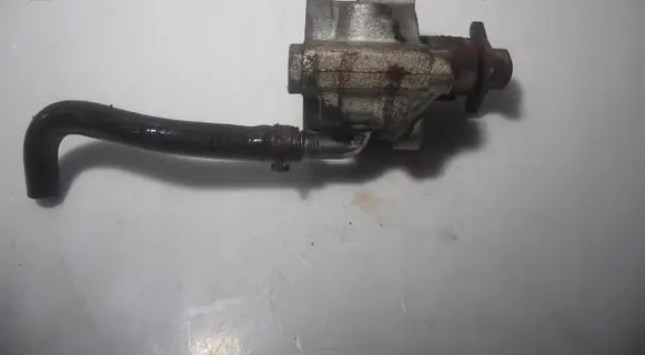 Renault Megane I Power steering pump