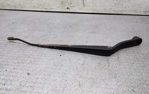 KIA Sorento Front wiper blade arm