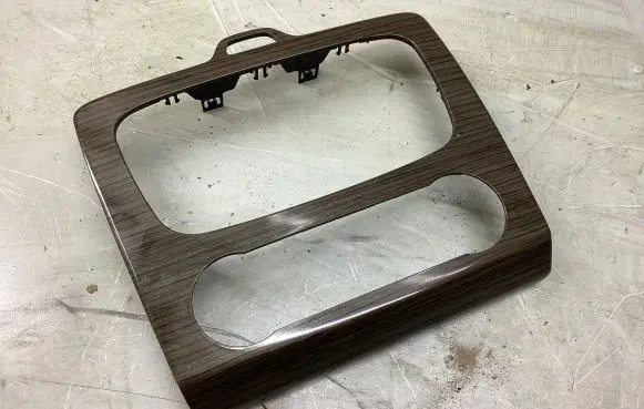 Radio/GPS head unit trim