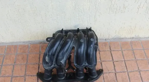 Peugeot Partner Intake manifold 9631980380
